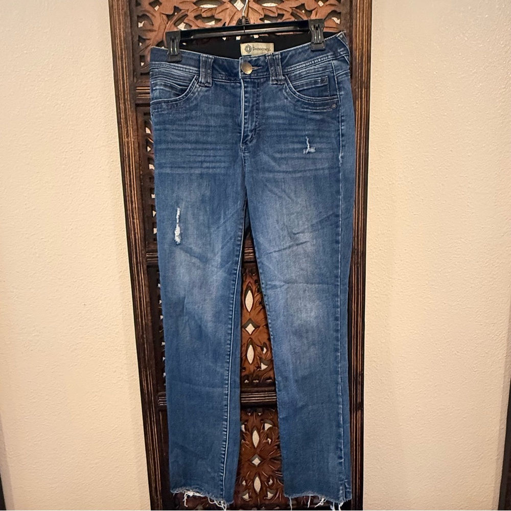 Democracy Midwash Distressed Straight Leg Jeans